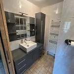 Hébergement de vacances Maison En Pierres De Schiste