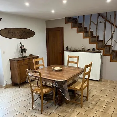 Maison En Pierres De Schiste Сasa de vacaciones *