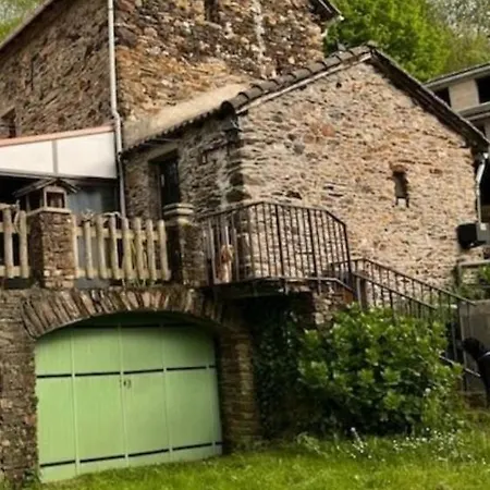 Сasa de vacaciones Maison En Pierres De Schiste Moissac-Vallee-Francaise